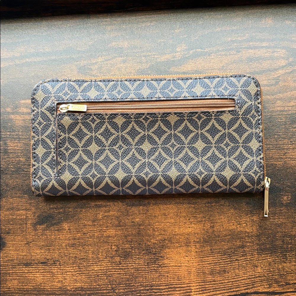 NWOT Fossil Leather Monogram Pattern Brown Zip-Around Wallet
